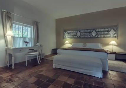 Rockery Villa - 4