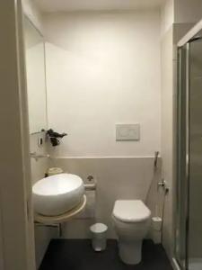 Luca Giordano 142 B&B - 8