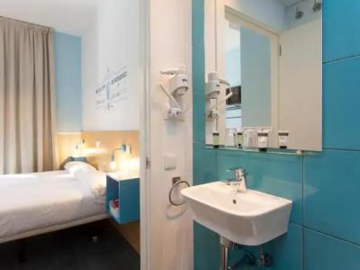 Ramblas by Pillow - 26