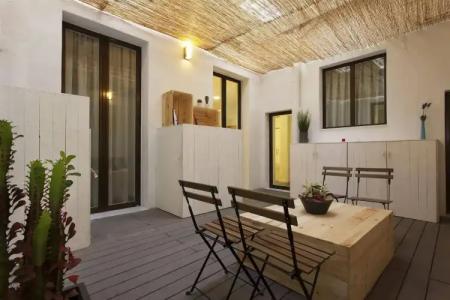 Ramblas by Pillow - 15