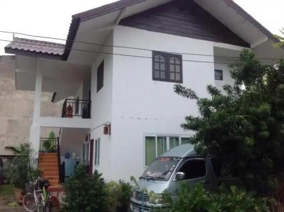 Kitti Rose Home - 12