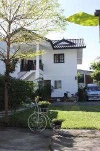 Kitti Rose Home - 6