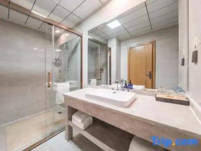 The Capital Mansion - 103