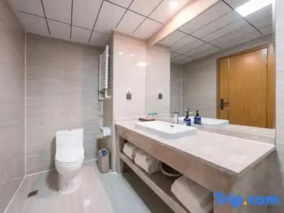 The Capital Mansion - 97