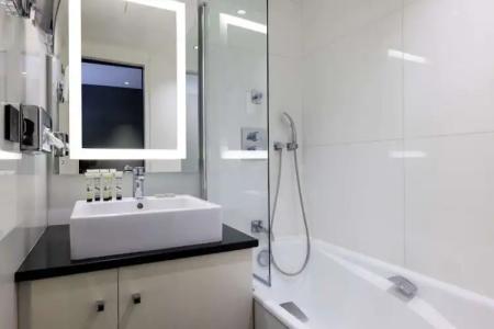 Best Western Bretagne Montparnasse - 49