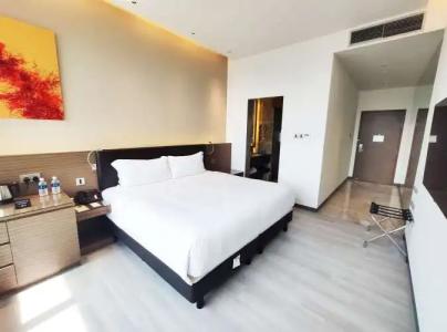 One Farrer (Sg Clean, Staycation Approved) - 5