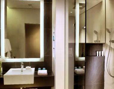 One Farrer (Sg Clean, Staycation Approved) - 50