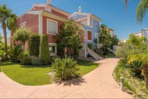 Отель «Cortijo del Mar», Эстепона