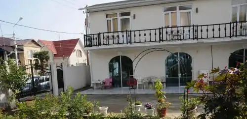 Мини гостиница Три Кипариса на Терешкова - 108