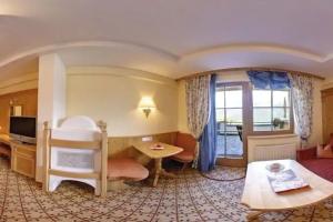 Отель «Wellnessresidenz Schalber», Зерфаус