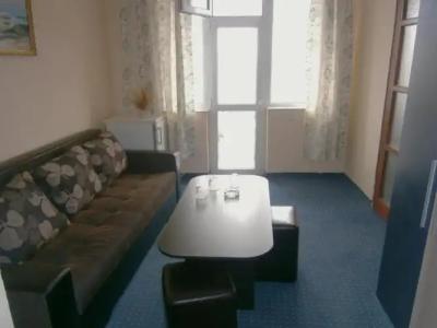 Family White House - 36