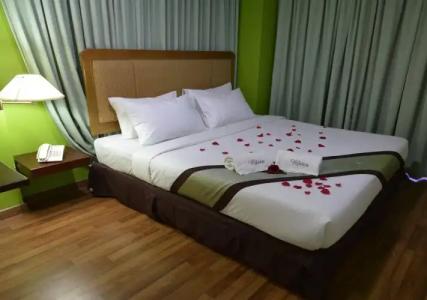 Bjorn Boutique Wangsa Maju - 6