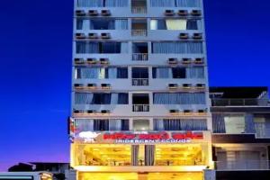 Mây Ngũ Sắc Hotel - Iridescent Clouds Hotel, Нячанг