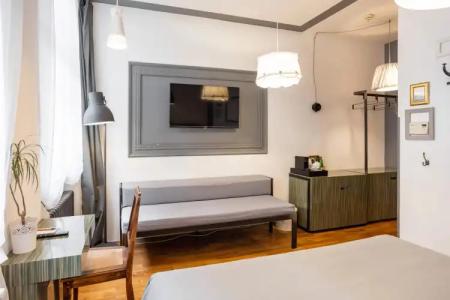 Sophie's Hostel - 46