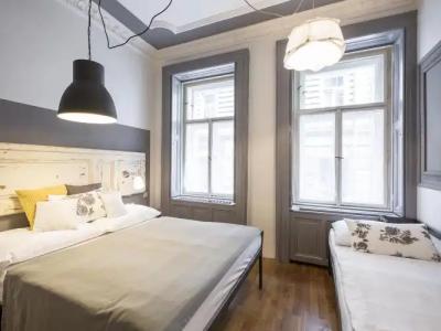 Sophie's Hostel - 72