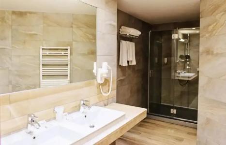 Hot Springs Medical And Spa - 7