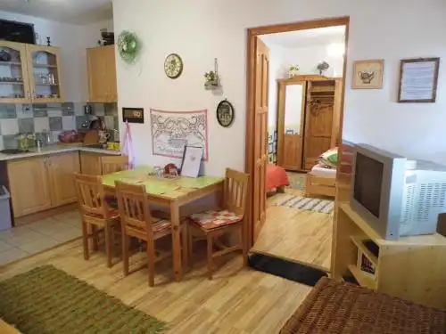Bakonyi Apartmanház Eplény - 6