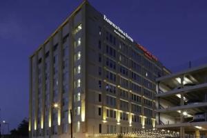 Отель «TownePlace Suites by Marriott Dallas Downtown», Даллас
