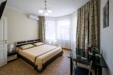 Семейный гостевой дом на Одесской - 8