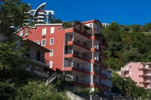 Sea Hostel, Будва