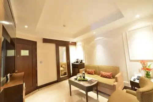 Ramada Plaza Chennai - 9