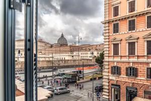 Мини-отель «San Pietro Grand Suite», Рим