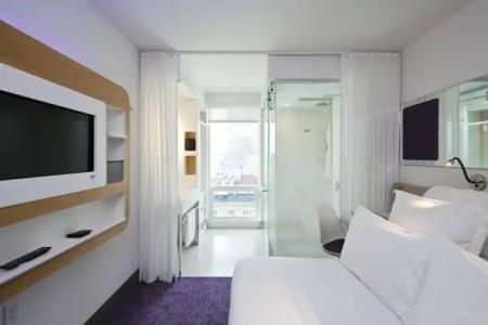 Yotel New York Times Square - 4