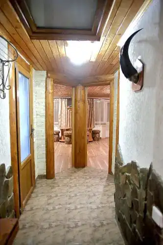 Zatyshna Domivka - 17