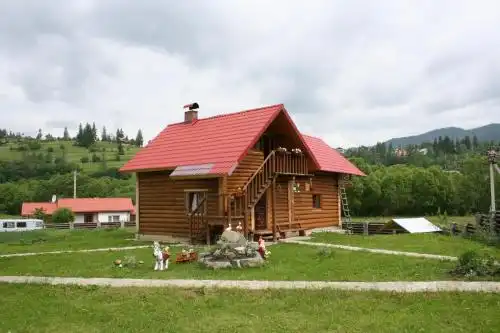Zatyshna Domivka - 3