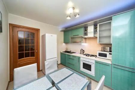 Двухкомнатная кв. на Ул. Нахимова - 31