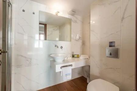 Minaret Suites and - 45