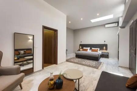 Minaret Suites and - 1