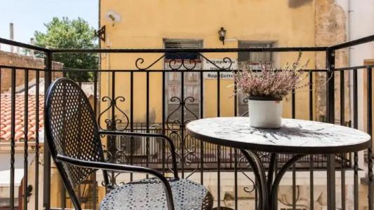 Minaret Suites and - 152