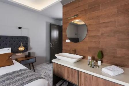 Minaret Suites and - 8