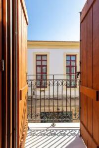 Minaret Suites and - 44