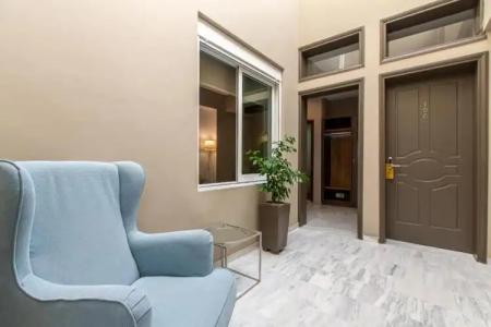 Minaret Suites and - 17