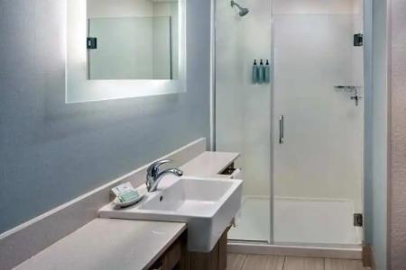 SpringHill Suites by Marriott - 57