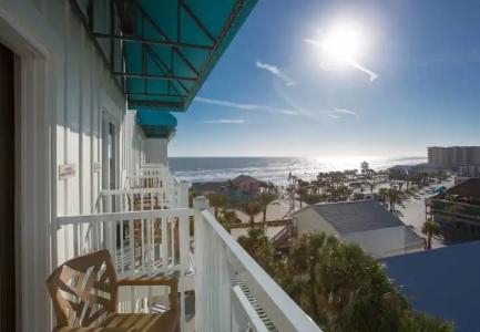 SpringHill Suites by Marriott - 15