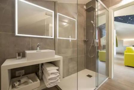 Holiday Iv Gardan - 61