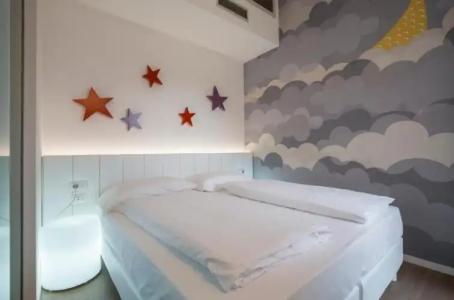 Holiday Iv Gardan - 59