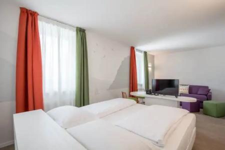 Holiday Iv Gardan - 34