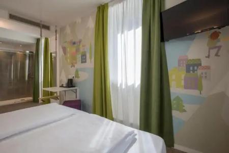 Holiday Iv Gardan - 14