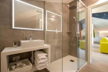 Holiday Iv Gardan - 54