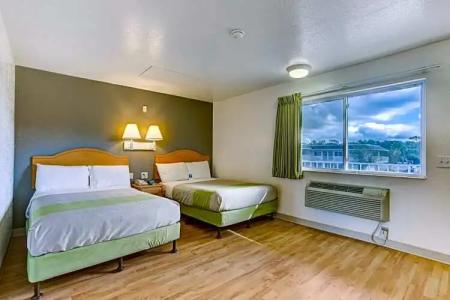 Studio 6-Kissimmee, FL - Orlando - 33