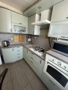 на Грибоедова 9 - 6