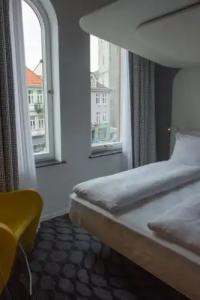 Magic Korskirken - 36