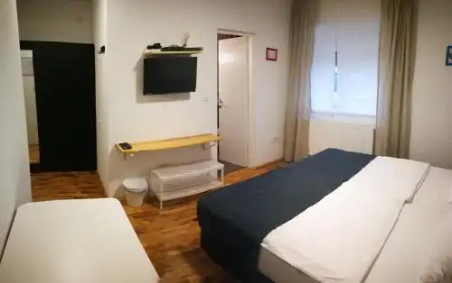 b&b Zagreb - 25