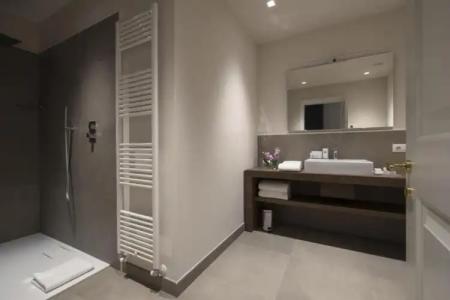 Palazzo Dipinto - 40