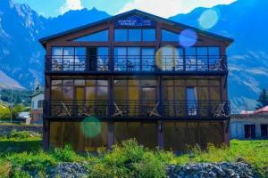 Отель «Chemodann Kazbegi», Казбеги