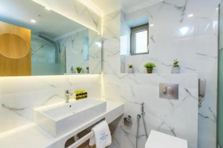 Menta City Boutique - 77